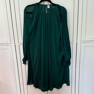 Old Navy Emerald Long Sleeve Dress